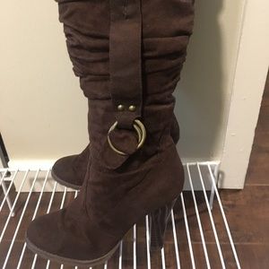 Women's Brown Boots with Heel 7.5